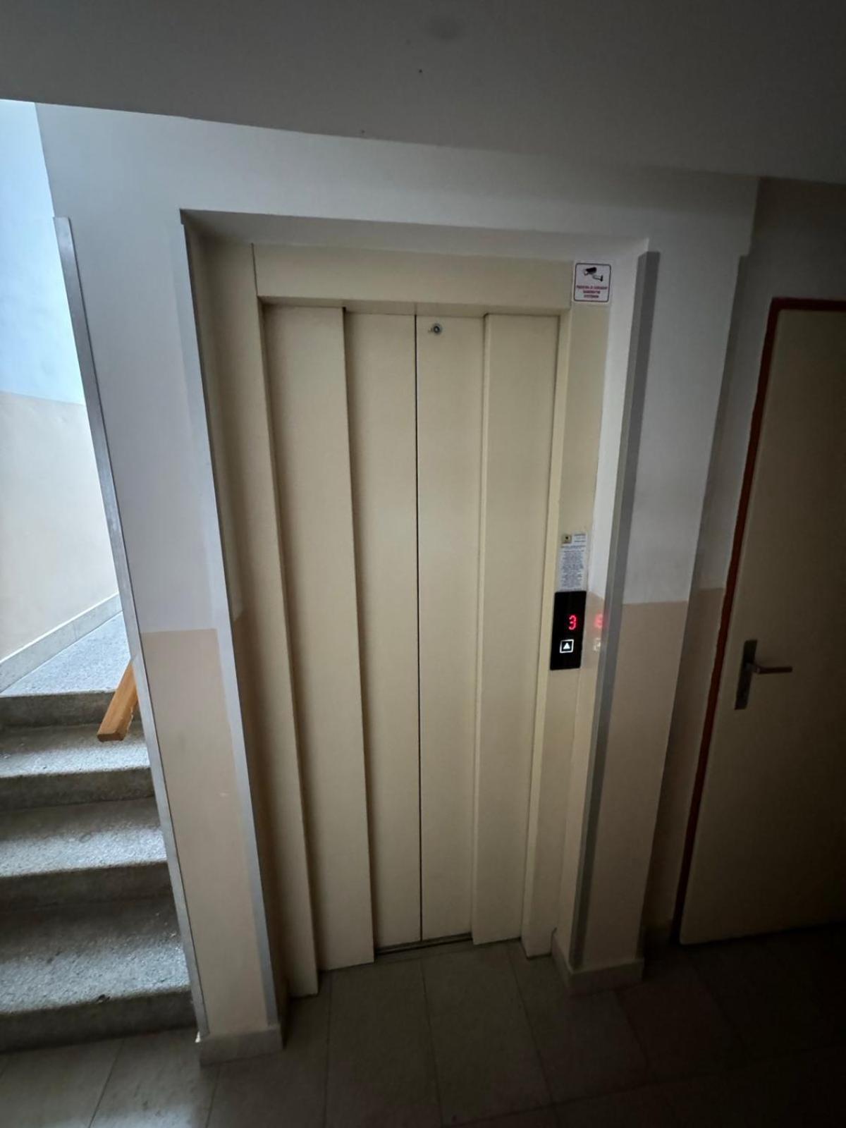 Apartman Sabo Komenskeho Кошице Экстерьер фото